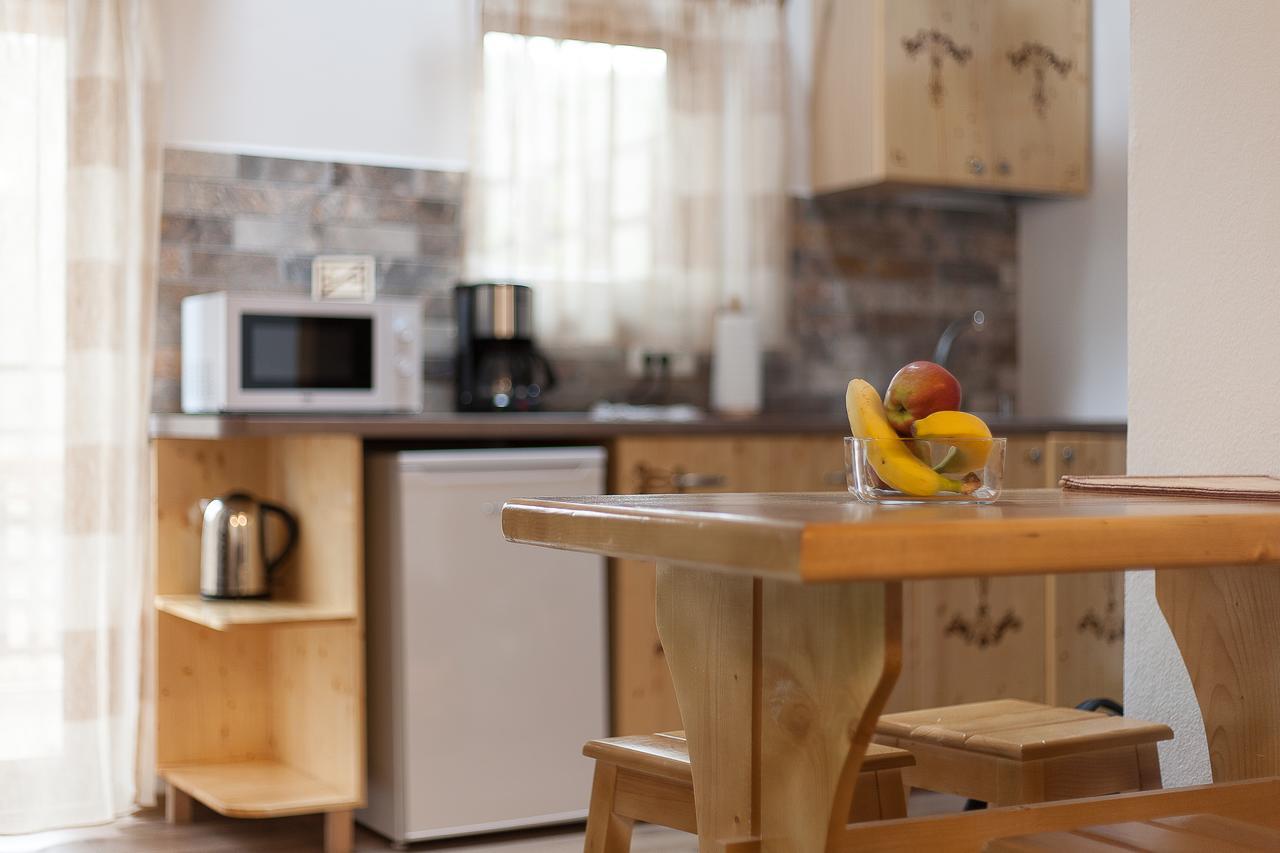 Appartamento Casa Gozna Văliug Esterno foto